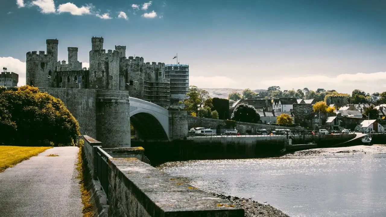 A Straightforward Breakdown Of Welsh Verb Conjugation Rules